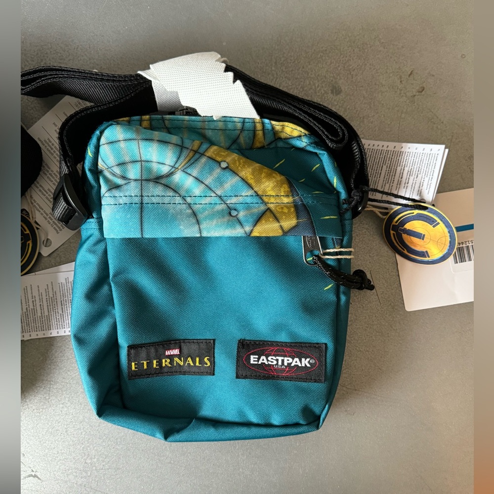 Eastpak x Marvel crossbody bag